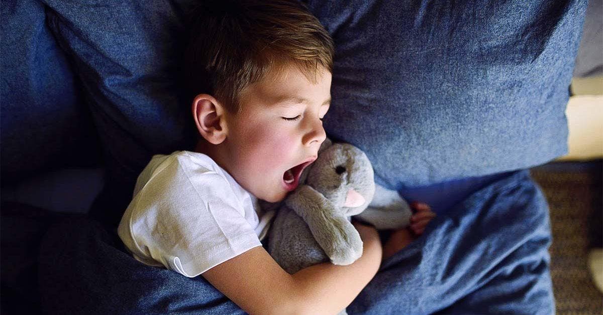 10 astuces contre les troubles du sommeil chez l’enfant à la rentrée_