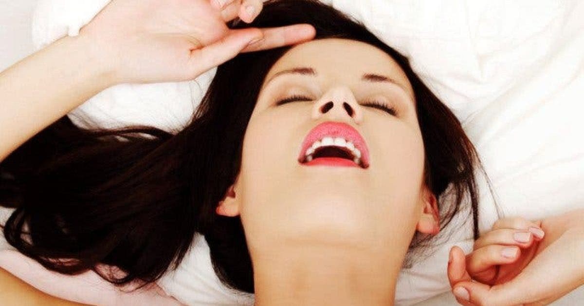 10 choses que les femmes rêvent secrètement de faire au lit. Tout les hommes doivent lire ça