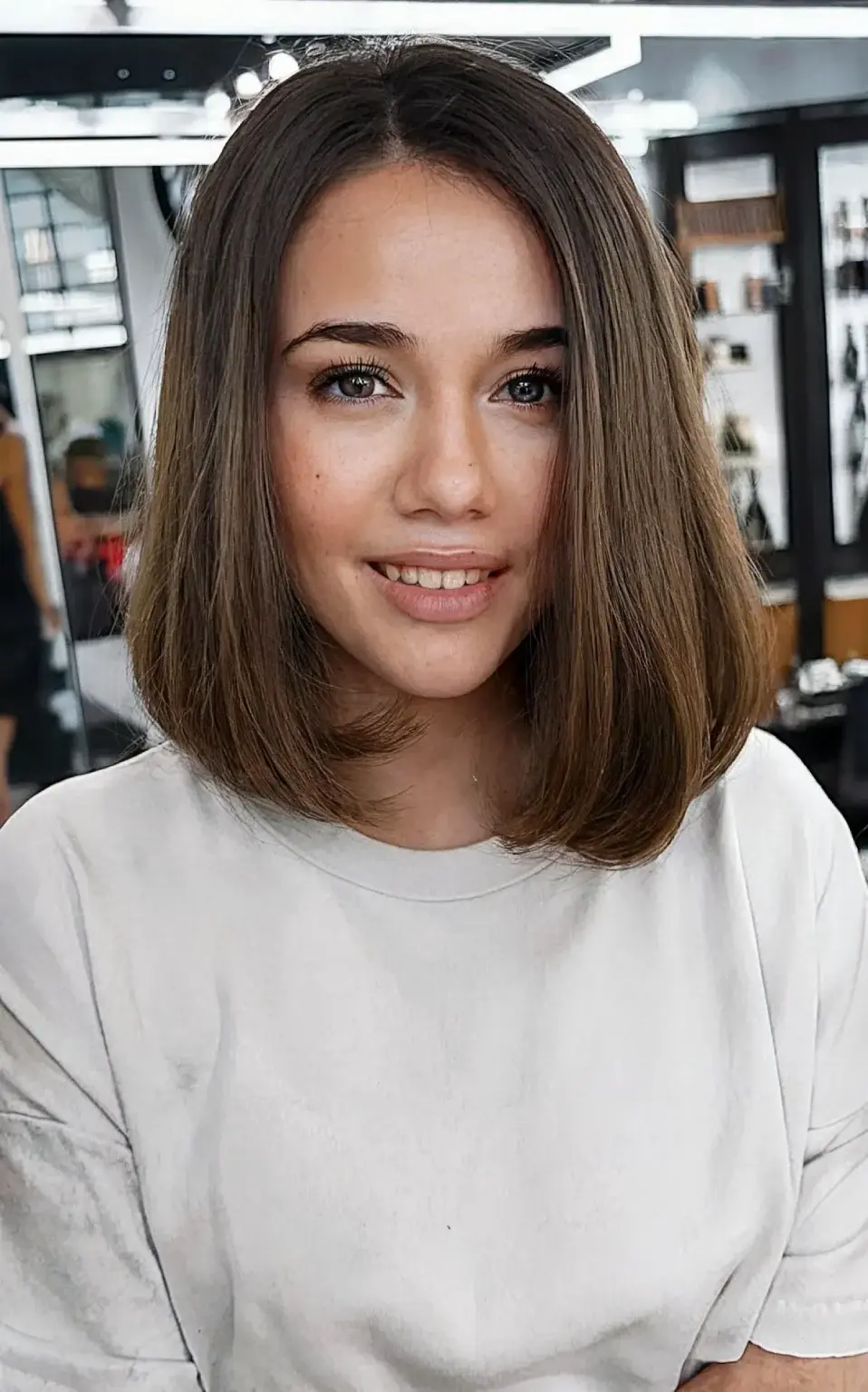 Carré long pour cheveux épais. Source spm Carré long pour cheveux épais. Source spm
