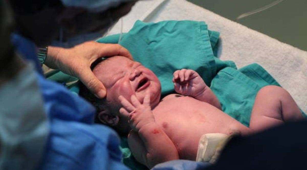 15 photos de naissance brutes qui montrent à quel point le vagin est incroyable