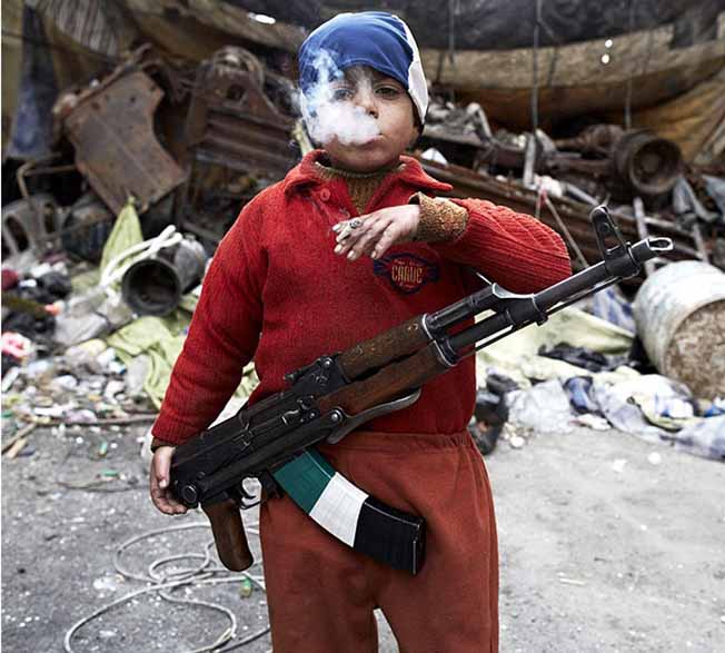 Un syrien rebelle de 7 ans
