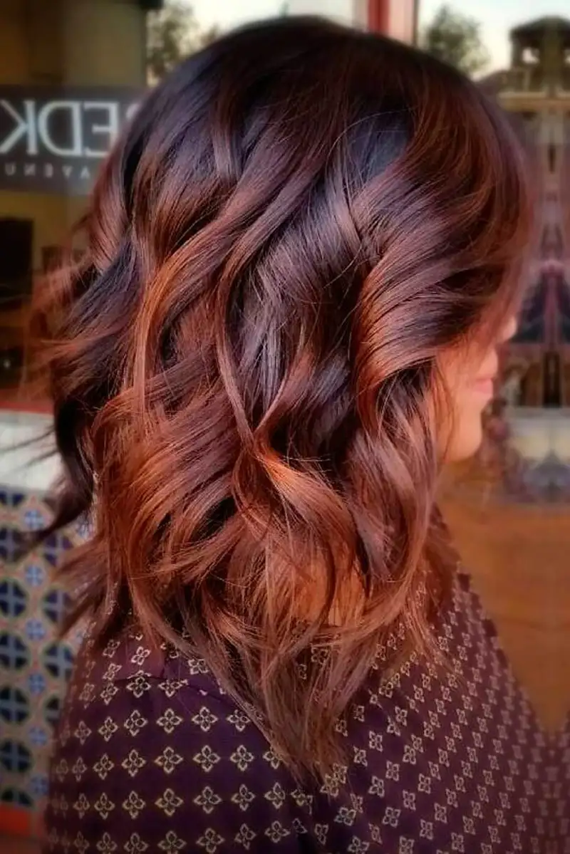 Long bob avec un ombré. Source spm Long bob avec un ombré. Source spm