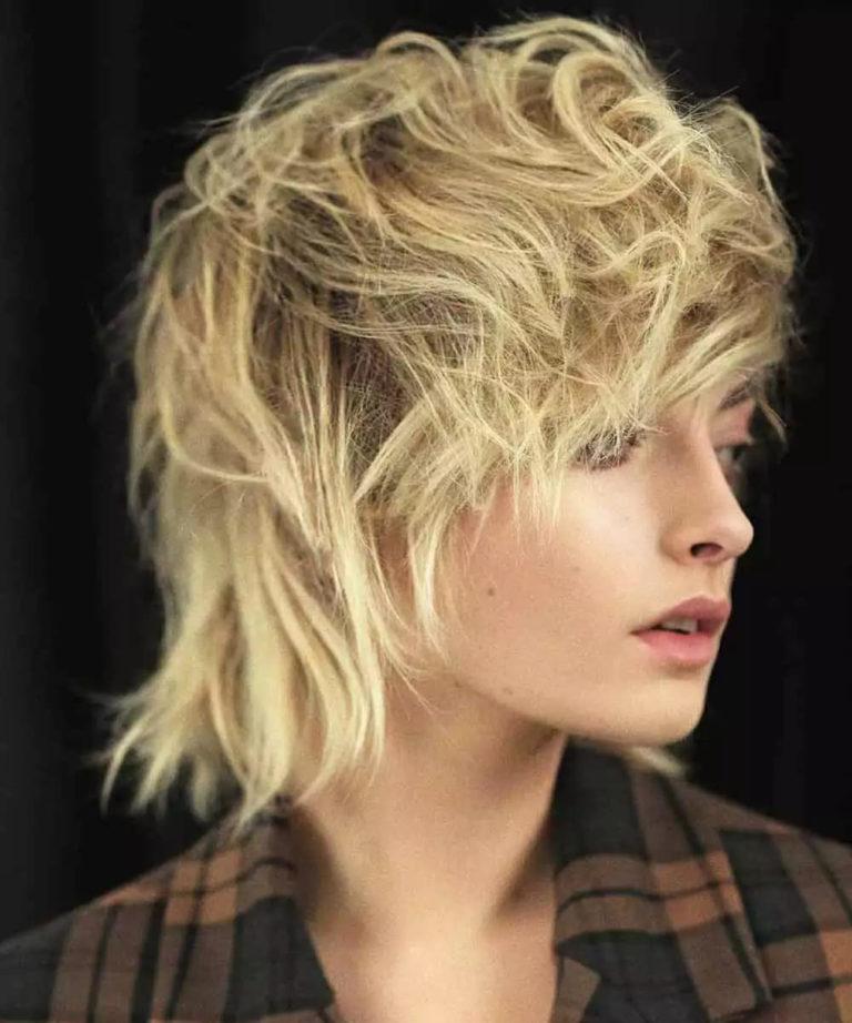 coupes-courtes-pour-femmes-tendances-en-hiver-2023-2024-170-id-es-de