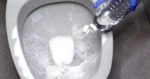 4 astuces pour enlever les taches de tartre des toilettes