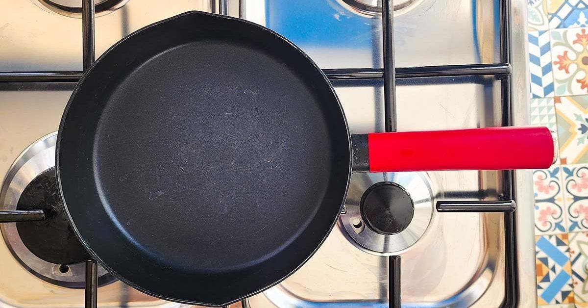 Poêle, casserole… Quand faut-il les remplacer ?