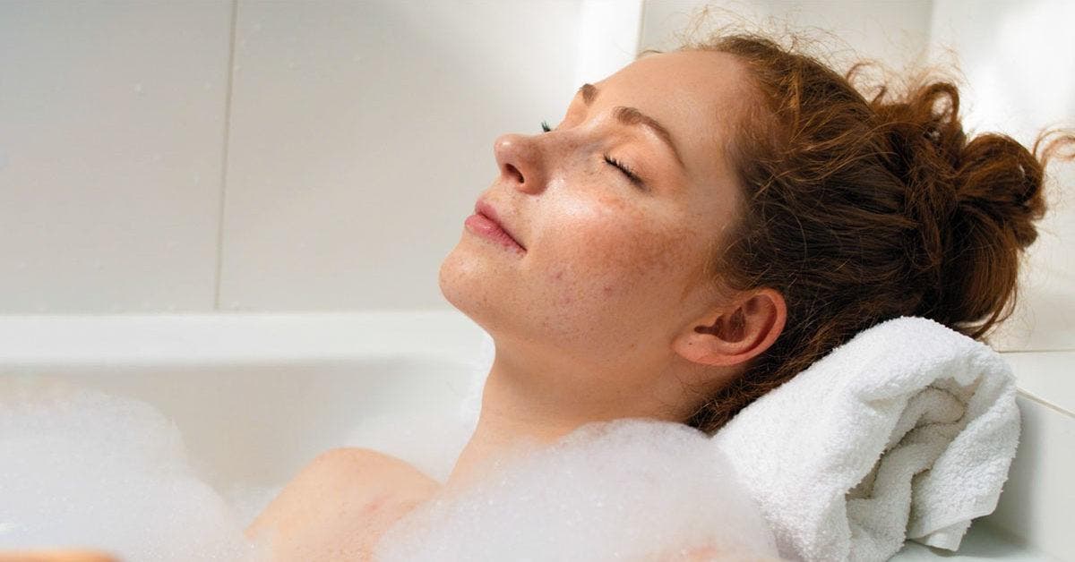 5 recettes de bain detox naturelles pour evacuer les toxines et le stress final