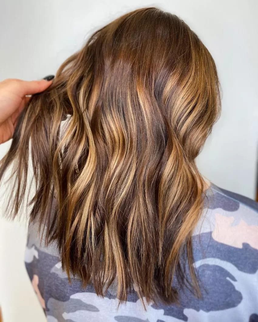 Balayage Caramel Ivoire Sur Cheveux Châtains Clairs