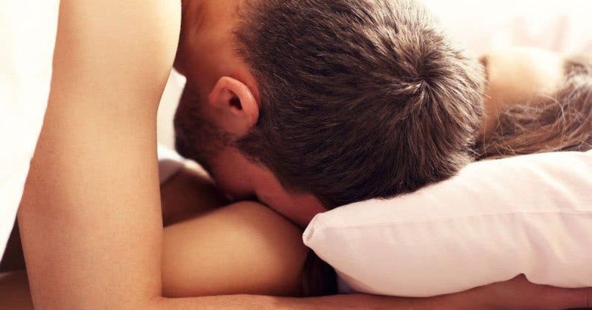 66% des hommes continuent de faire cette grande erreur au lit