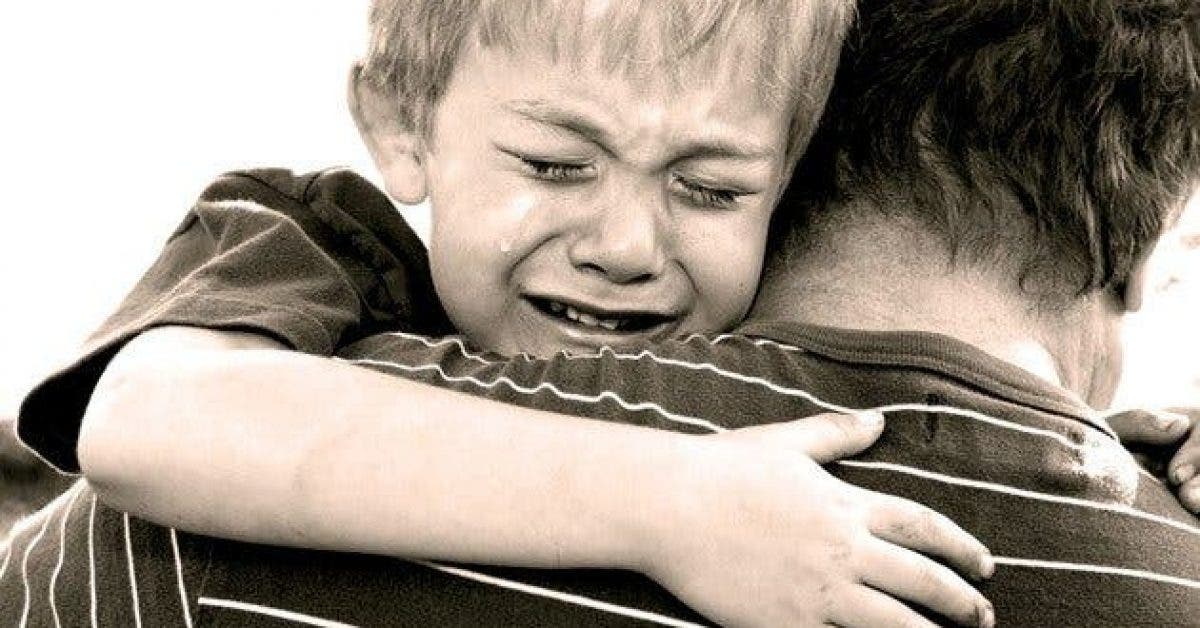7 choses qui arrivent à un enfant dont l’un des parents est infidèle