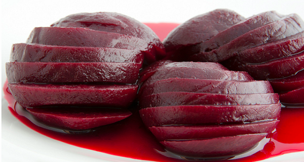 7 reasons to eat beetroot. She treats everything that's wrong in your body