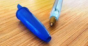 À quoi sert le petit trou du capuchon du stylo BIC