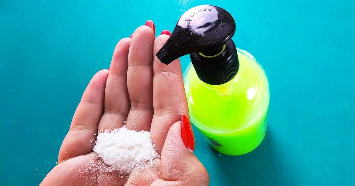 Ajoutez du bicarbonate au savon liquide pour les mains : une astuce brillante à découvrir