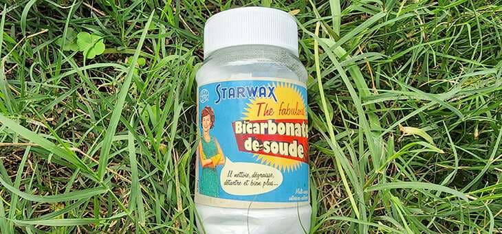 bicarbonato de sodio en la hierba