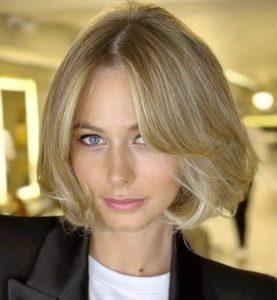 Carr Effil 2024 Le Look Parfait Pour Cheveux pais Et Sans Tracas 12-coupes-de-cheveux-effil-es-qui-transformeront-votre-apparence