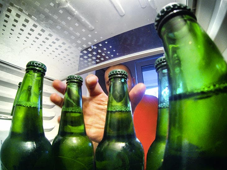 Bottiglie in frigorifero