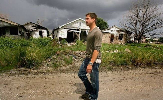 Brad Pitt a construit plus de 100 maisons pour des personnes dans le besoin