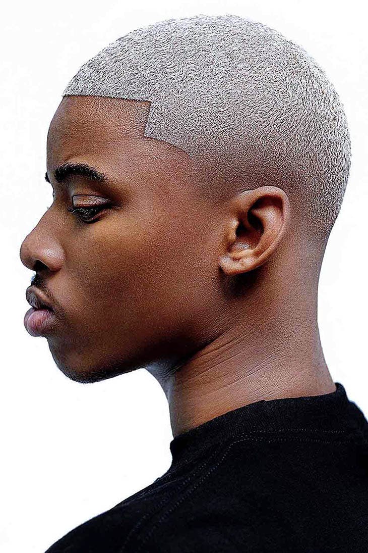 Buzz cut + taper + coloration Buzz cut + taper + coloration