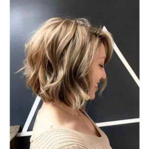 Carré plongeant : 60 idées de coiffures pour vos cheveux