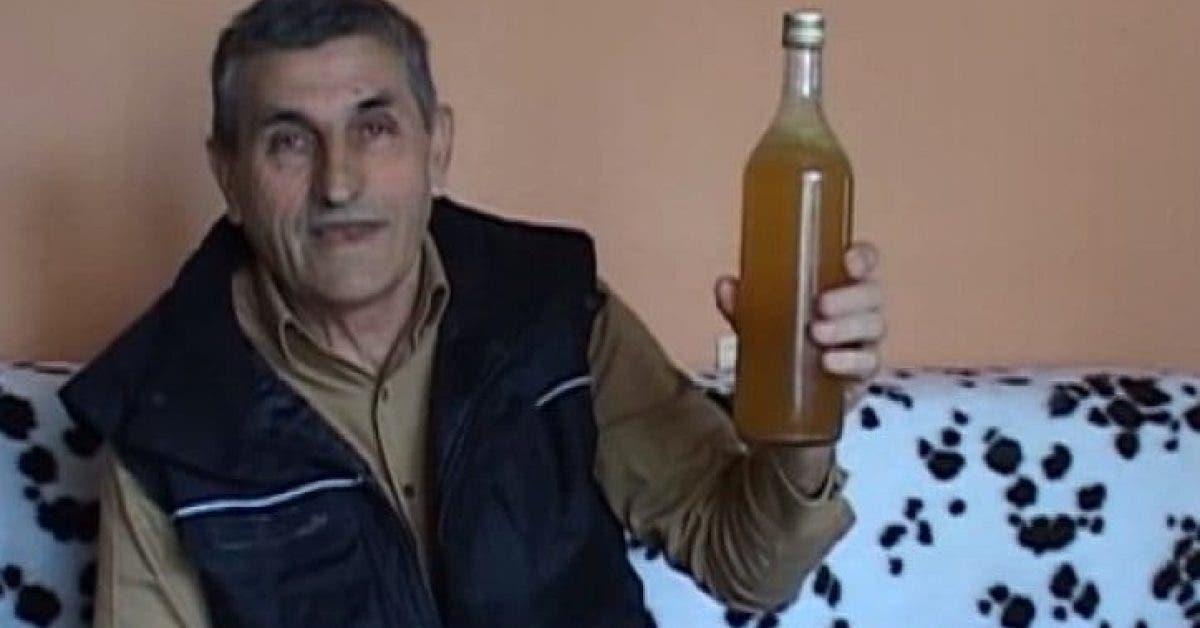 Cet homme a réussi à combattre le cancer avec cette boisson, après que les médecins aient perdu espoir pour son cas