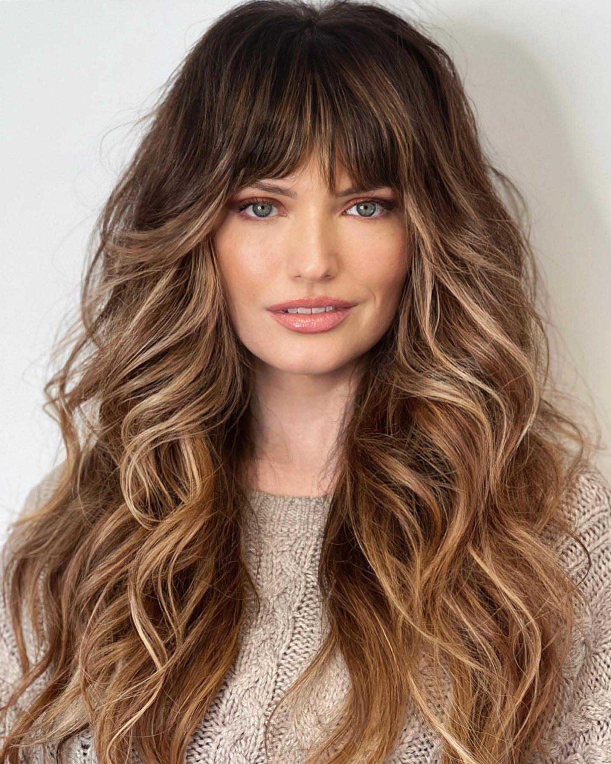 Cheveux Longs Frange Effilee