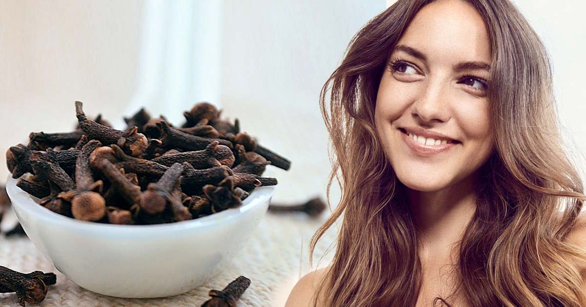 Comment utiliser le romarin sur les cheveux : bienfaits, utilisation et