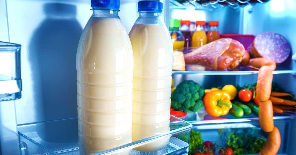 Combien de temps peut-on conserver le lait dans le réfrigérateur après l'avoir ouvert001