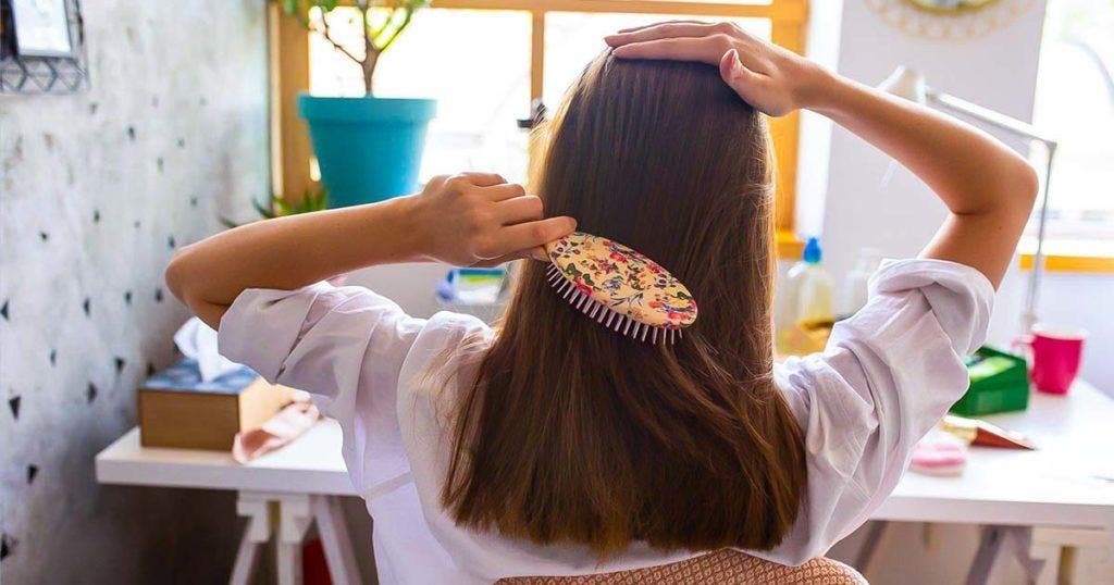 Voici comment rendre vos cheveux plus longs et plus épais en 1 mois
