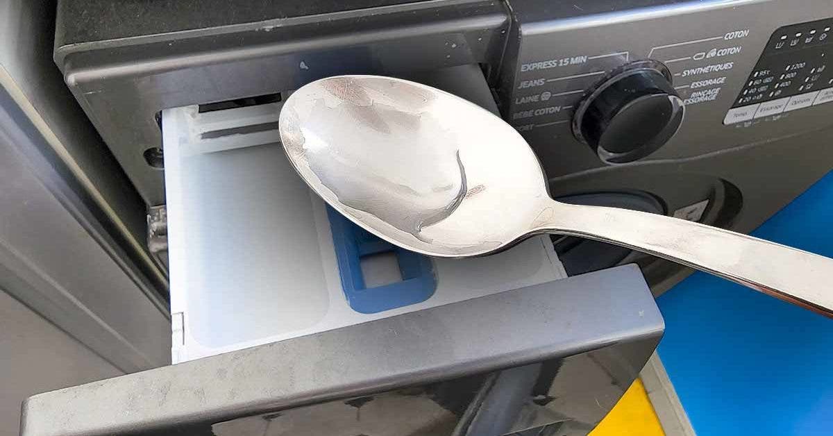 Comment nettoyer le bac à détergent de la machine à laver : il sera brillant de propreté