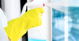 Comment nettoyer les vitres pour les conserver propres 3 fois plus longtemps