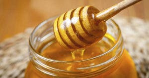 Comment reconnaitre du vrai miel