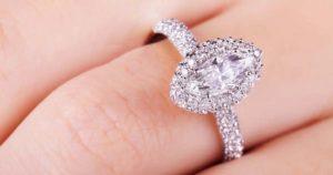 Comment savoir si une bague en diamant est authentique