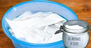 Comment utiliser le bicarbonate pour blanchir le linge à la main