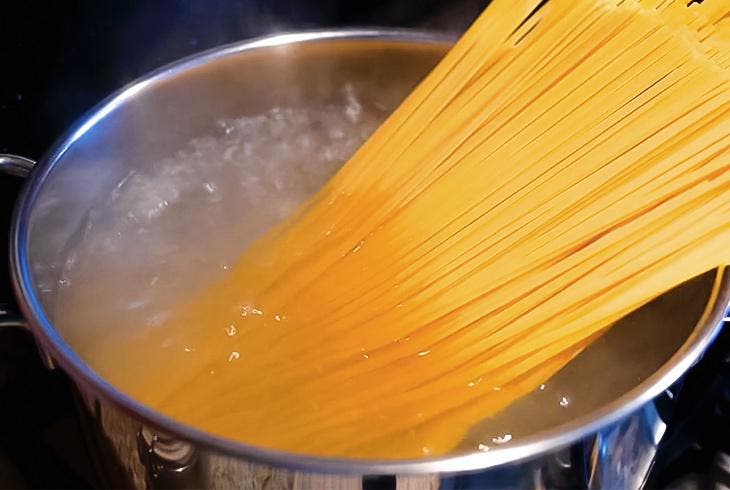 cocinar espaguetis