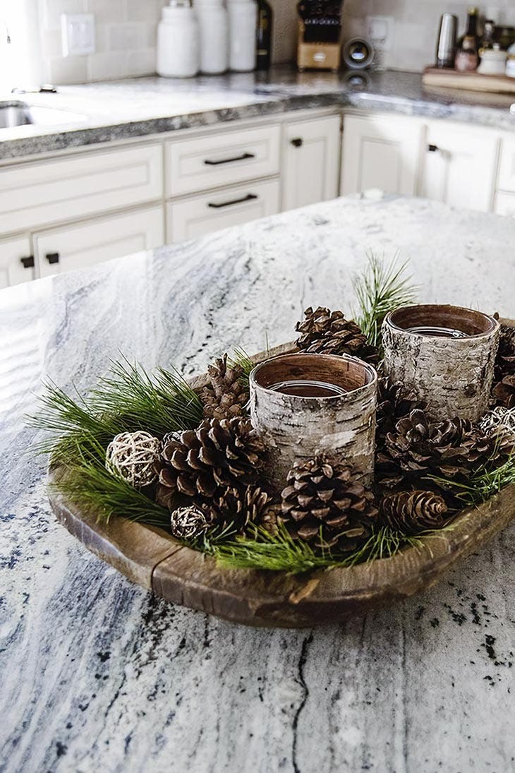Decoration with pine cones and bark