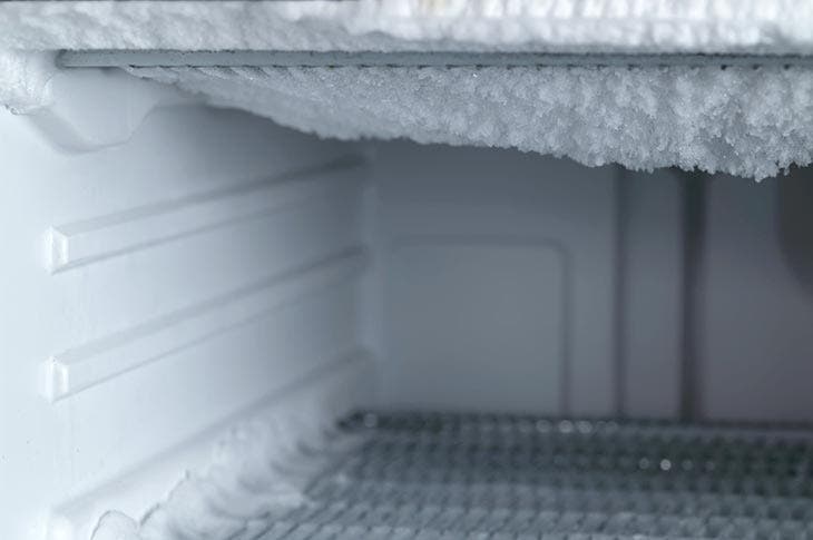 descongelar un refrigerador