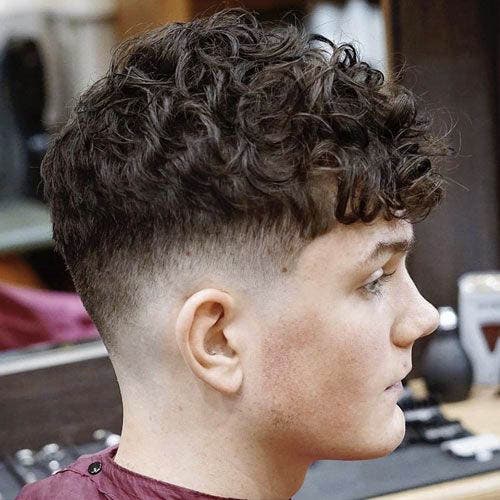 Dégradé américain et boucles texturées Dégradé américain et boucles texturées