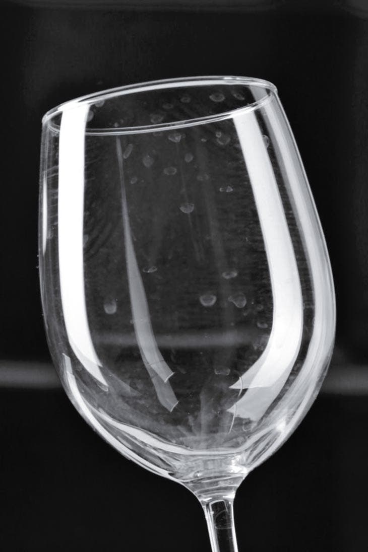 Vestígios de calcário num copo
