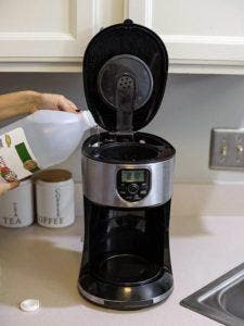 Comment détartrer et nettoyer une machine à café Senseo, Dolce Gusto