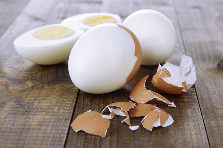 Sbucciare le uova