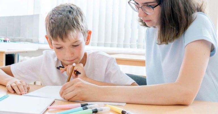 Soutien scolaire : comment il aide votre enfant à progresser