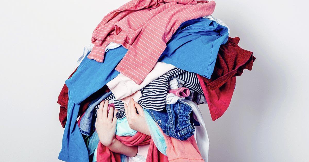 Comment ranger ses vêtements quand on n’a pas de place ? Nos 20 idées