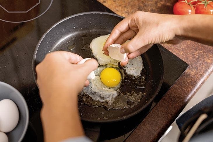 friggere le uova