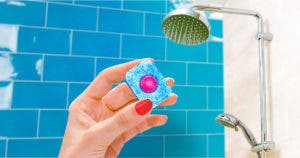 L’astuce de génie pour nettoyer la douche et la faire briller de propreté001