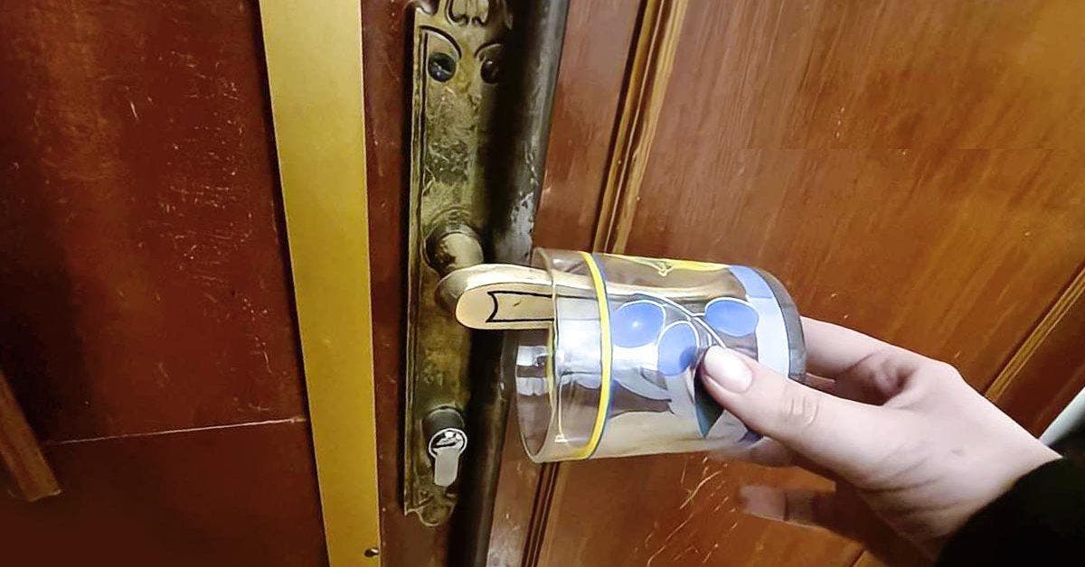 L’astuce du verre pour sécuriser la porte de la chambre d’hôtel