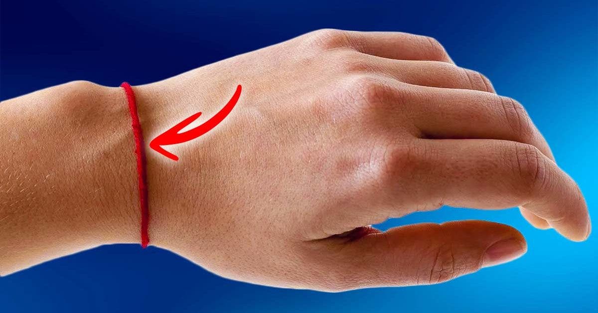 Le fil rouge autour du poignet à une signification particulière. Pourquoi tant de gens le porte01001