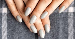 Les 50 meilleurs idées de vernis à ongles gris parfaits pour le mois de novembre