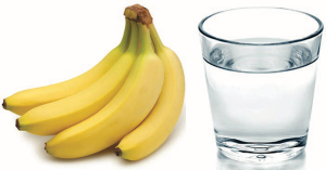 Mangez une banane et buvez un verre d’eau tiède le matin et regardez ce qui arrive à votre corps