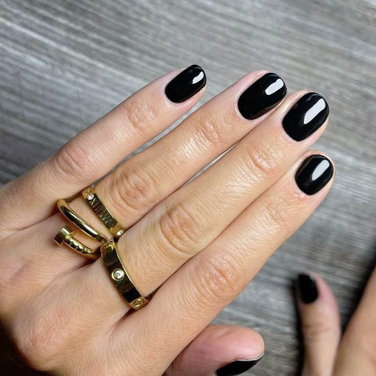 Manucure couleur noir Manucure couleur noir