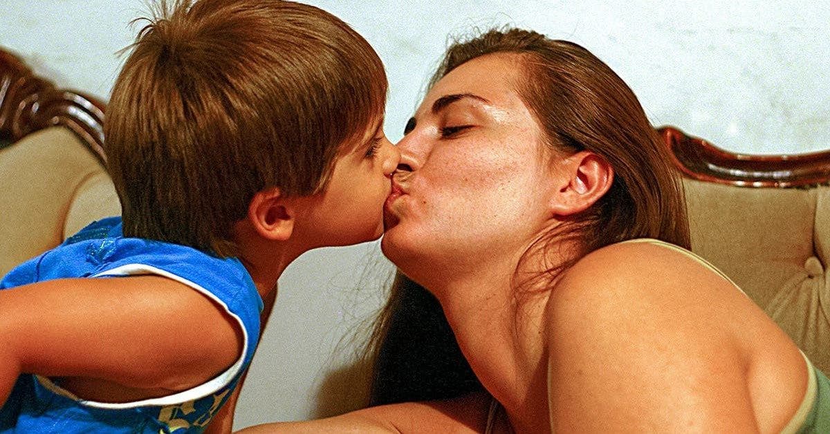 embrasser plus votre enfant sur la bouche