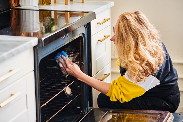 4 . oven cleaning